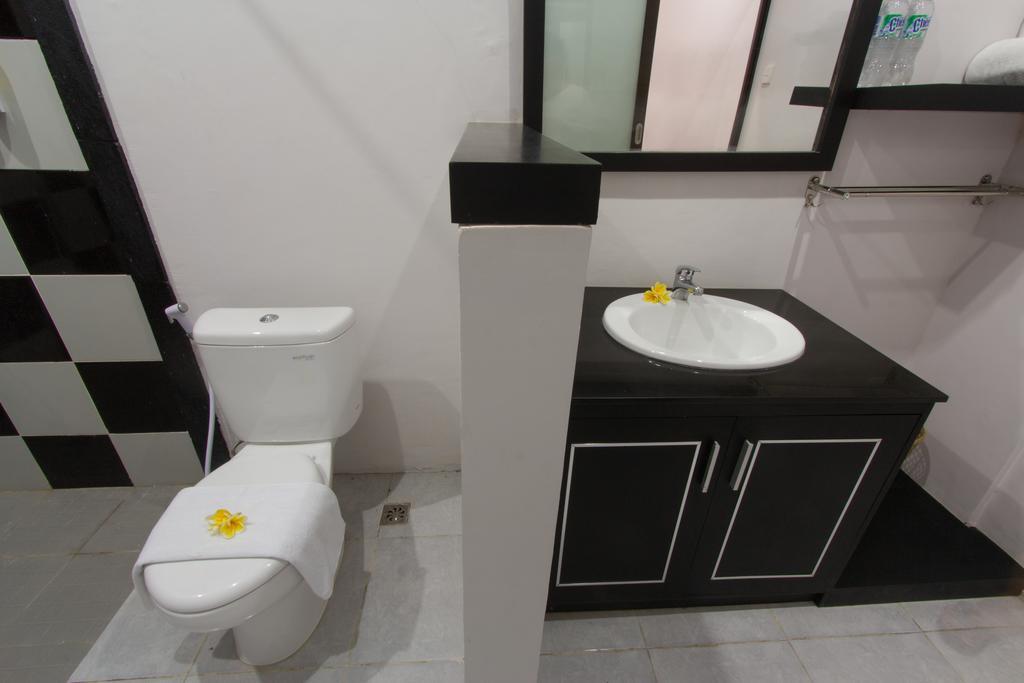 Rabasta Mahayana Kuta Hotel Бали Номер фото