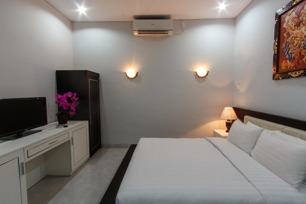 Rabasta Mahayana Kuta Hotel Бали Экстерьер фото