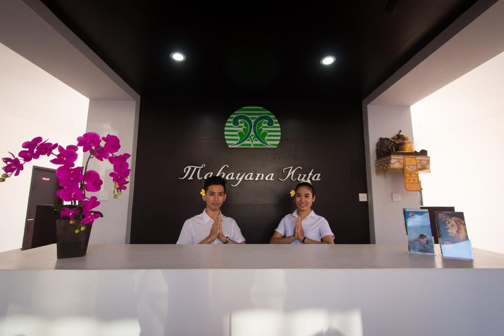 Rabasta Mahayana Kuta Hotel Бали Экстерьер фото
