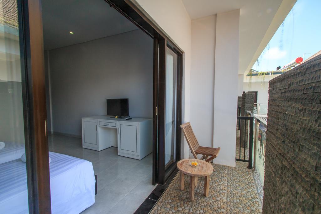 Rabasta Mahayana Kuta Hotel Бали Экстерьер фото