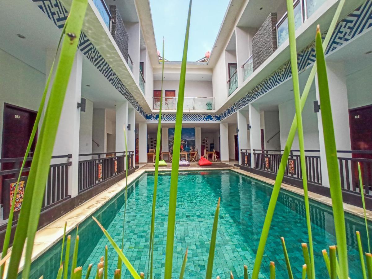 Rabasta Mahayana Kuta Hotel Бали Экстерьер фото